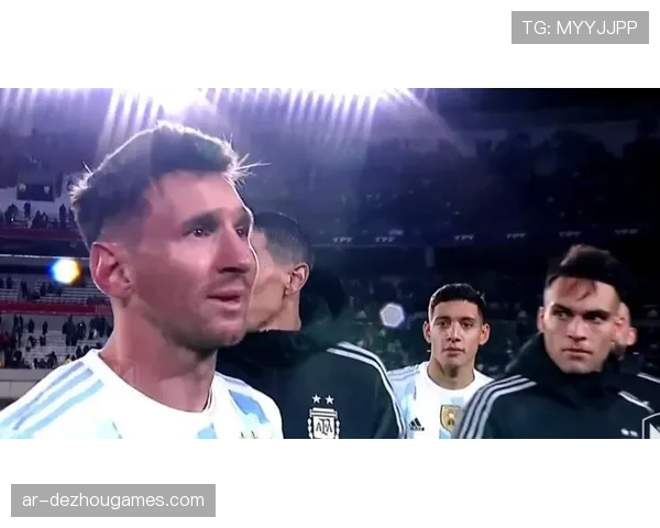 “特写:杰伦·布伦森在妹妹生日夜砍下50分,赛后采访时哽咽” “特写:杰伦·布伦森在妹妹生日夜砍下50分,赛后采访时哽咽”